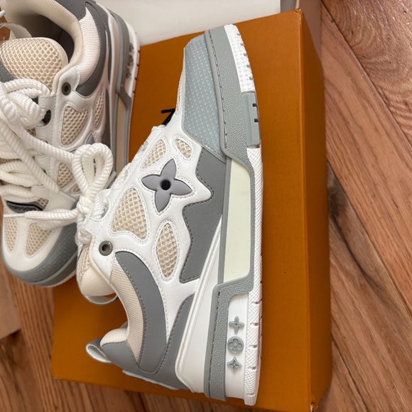 Louis Vuitton Monogram Skate Sneakers - Picture 3 of 6